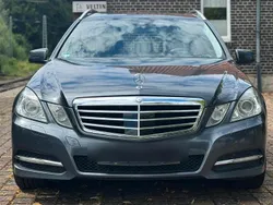Schwarz Gebraucht 2010 Mercedes E350 Kombi | 9.900 € (Superpreis)