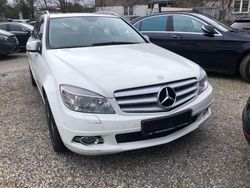 Weiß Gebraucht 2009 Mercedes C220 Avantgarde Kombi | 6.900 € (Etwas zu teuer)