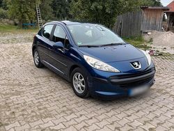 Blau Gebraucht 2006 Peugeot 207 Kleinwagen | 1.999 €