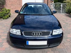 Blau Gebraucht 2001 Audi A3 Ambition | 3.500 €