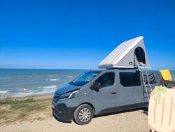 Grau Gebraucht 2020 Renault Trafic Van / Kleinbus | 28.999 €