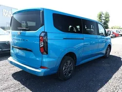 Digital blue metallic digital blue metallic Neu 2025 Ford Tourneo Custom Titanium Van / Kleinbus | 54.321 € (Guter Preis)