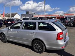 Silber Gebraucht 2012 Skoda Octavia Kombi | 5.600 € (Superpreis)