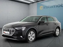 Schwarz Gebraucht 2022 Audi e-tron Advanced SUV | 46.049 €