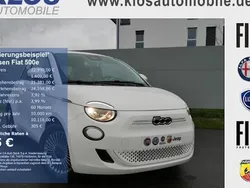 Weiß Gebraucht 2022 Fiat 500e Icon Limousine | 22.990 € (Teuer)