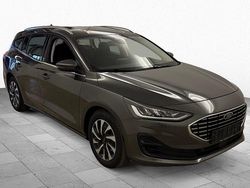 Grau Gebraucht 2022 Ford Focus Titanium Kombi | 16.590 € (Guter Preis)