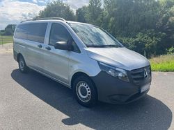Silber Gebraucht 2017 Mercedes Vito Kombi | 18.999 €