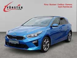 Blau Gebraucht 2019 Kia Ceed Platinum Edition Limousine | 19.950 € (Etwas zu teuer)