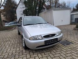 Silber Gebraucht 1998 Ford Fiesta Style Limousine | 1.999 € (Teuer)