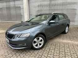 Grau Gebraucht 2018 Skoda Octavia Style Kombi | 14.995 € (Guter Preis)