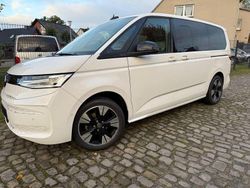 Weiß Gebraucht 2024 VW T7 Van | 51.800 € (Guter Preis)