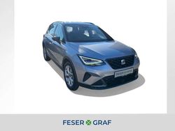 Urban silber Gebraucht 2024 Seat Arona FR SUV | 21.740 € (Fairer Preis)