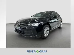 Grenadillschwarz metallic Gebraucht 2024 VW Golf VIII Life Limousine | 22.980 € (Guter Preis)