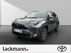 Grau Gebraucht 2025 Toyota Yaris Cross SUV | 27.990 € (Superpreis)