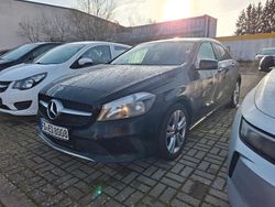 Schwarz Gebraucht 2018 Mercedes A200 Limousine | 10.989 € (Teuer)