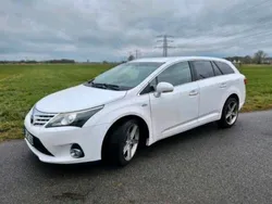Weiß Gebraucht 2012 Toyota Avensis T2 Kombi | 6.600 € (Fairer Preis)