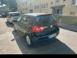 Schwarz Gebraucht 2005 VW Golf IV Kleinwagen | 2.500 € (Teuer)