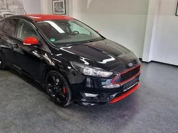 Schwarz Gebraucht 2015 Ford Focus Sport Limousine | 9.900 € (Guter Preis)