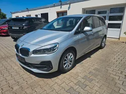 Silber Gebraucht 2020 BMW 216 Gran Tourer Advantage Van / Kleinbus | 15.999 € (Fairer Preis)