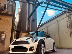 Weiß Gebraucht 2011 Mini John Cooper Works Kleinwagen | 5.500 € (Superpreis)