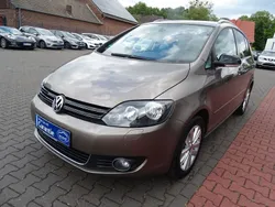 Braun Gebraucht 2011 VW Golf Plus Cross Style Van / Kleinbus | 7.490 € (Fairer Preis)