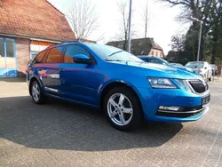 Raceblau metallic Gebraucht 2017 Skoda Octavia Style Kombi | 12.990 € (Fairer Preis)