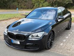 Schwarz Gebraucht 2013 BMW 730 M Sport Limousine | 18.990 € (Etwas zu teuer)