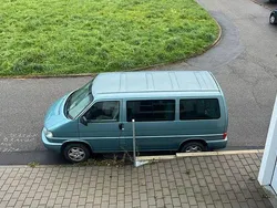 Grün Gebraucht 1998 VW T4 Van | 15.900 €