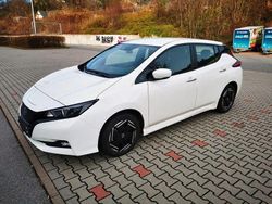 Weiß Gebraucht 2023 Nissan Leaf Acenta Kleinwagen | 15.900 € (Superpreis)