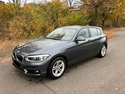 Grau Gebraucht 2018 BMW 120 Kleinwagen | 15.000 € (Guter Preis)