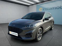 Grau Gebraucht 2022 Ford Kuga SUV | 26.549 € (Etwas zu teuer)