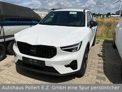 Weiß Neu 2025 Volvo XC40 Plus SUV | 51.810 €