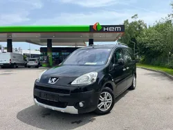 Schwarz Gebraucht 2009 Peugeot Partner Tepee Family Van / Kleinbus | 3.999 € (Teuer)