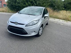 Grau Gebraucht 2010 Ford Fiesta Kleinwagen | 2.300 € (Fairer Preis)