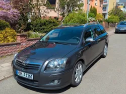 Grau Gebraucht 2006 Toyota Avensis Kombi | 3.500 € (Teuer)