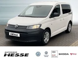 Weiß Gebraucht 2021 VW Caddy Basis Van / Kleinbus | 18.850 € (Etwas zu teuer)
