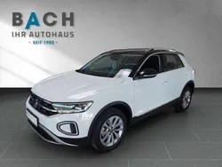 Pure white schwarz Gebraucht 2023 VW T-Roc Style SUV | 28.300 € (Fairer Preis)