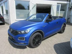 Blau Gebraucht 2021 VW T-Roc Cabriolet Edition Cabrio | 27.988 € (Etwas zu teuer)