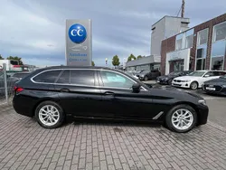 Schwarz Gebraucht 2023 BMW 520 Kombi | 35.999 € (Guter Preis)