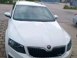 Weiß Gebraucht 2016 Skoda Octavia RS Kombi | 15.800 € (Fairer Preis)