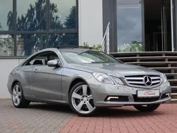 Silber Gebraucht 2009 Mercedes E350 Coupé | 9.900 € (Etwas zu teuer)