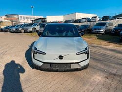 Grau Gebraucht 2024 Volvo EX30 Ultra SUV | 28.042 € (Superpreis)