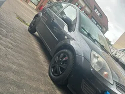 Grau Gebraucht 2007 Ford Fiesta Kleinwagen | 2.399 € (Etwas zu teuer)