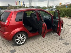 Orange Gebraucht 2006 Ford Fiesta Kleinwagen | 1.100 € (Guter Preis)