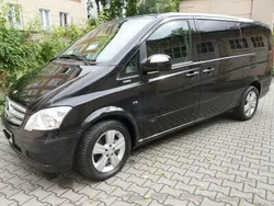 Schwarz Gebraucht 2011 Mercedes Viano Avantgarde Van / Kleinbus | 18.500 € (Fairer Preis)