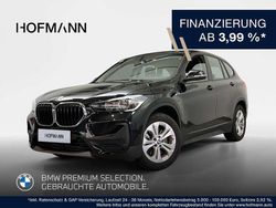 Saphirschwarz metallic Gebraucht 2022 BMW X1 Advantage SUV | 28.442 € (Etwas zu teuer)