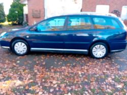 Blau Gebraucht 2004 Citroën C5 Kombi | 1.150 €