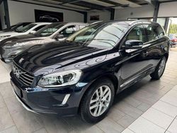Blau Gebraucht 2016 Volvo XC60 Summum SUV | 19.900 € (Etwas zu teuer)