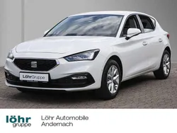 Weiß Gebraucht 2022 Seat Leon Style Limousine | 17.980 € (Fairer Preis)