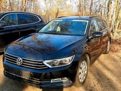 Schwarz Gebraucht 2015 VW Passat Comfortline Kombi | 9.750 € (Guter Preis)